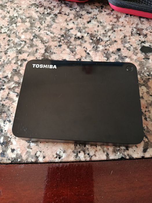 Disco externo de 4T Toshiba pequeno a funcionar bem