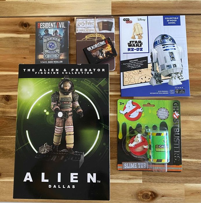 Figuras de vários filmes, séries e jogos (Comics, Alien, Doc Who, etc)