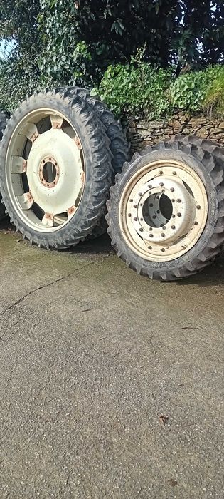 Rodas estreítas trator