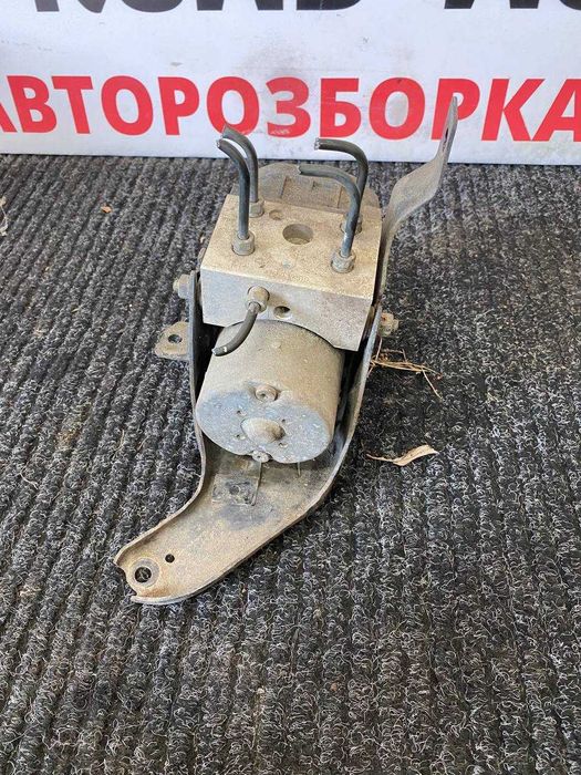 Блок АБС ABS Nissan Navara D22 NP300 нисан навара д22 нп300