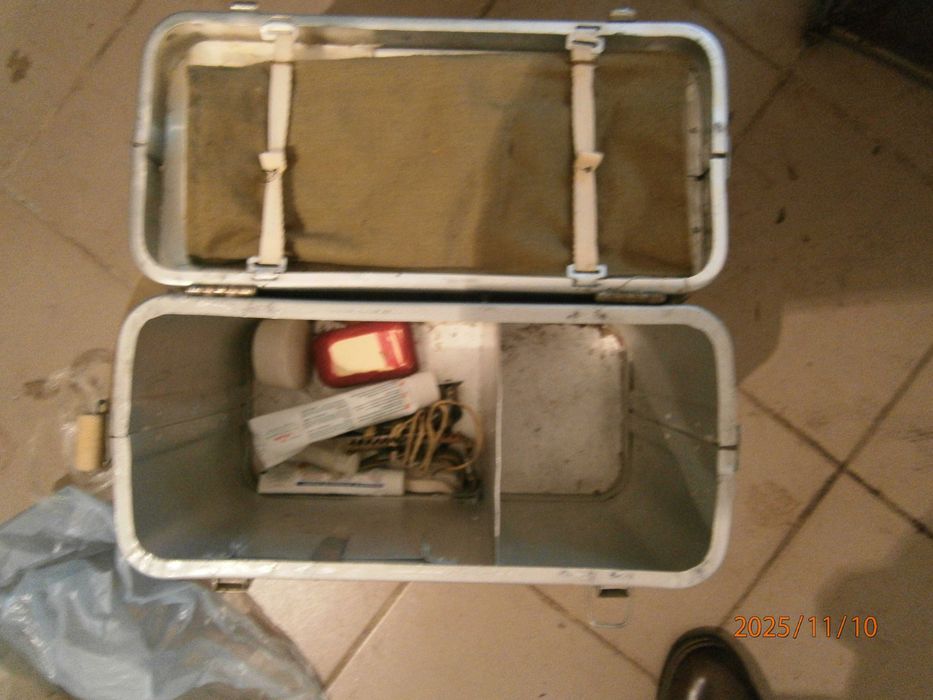 ящик для зимней рыбалки.