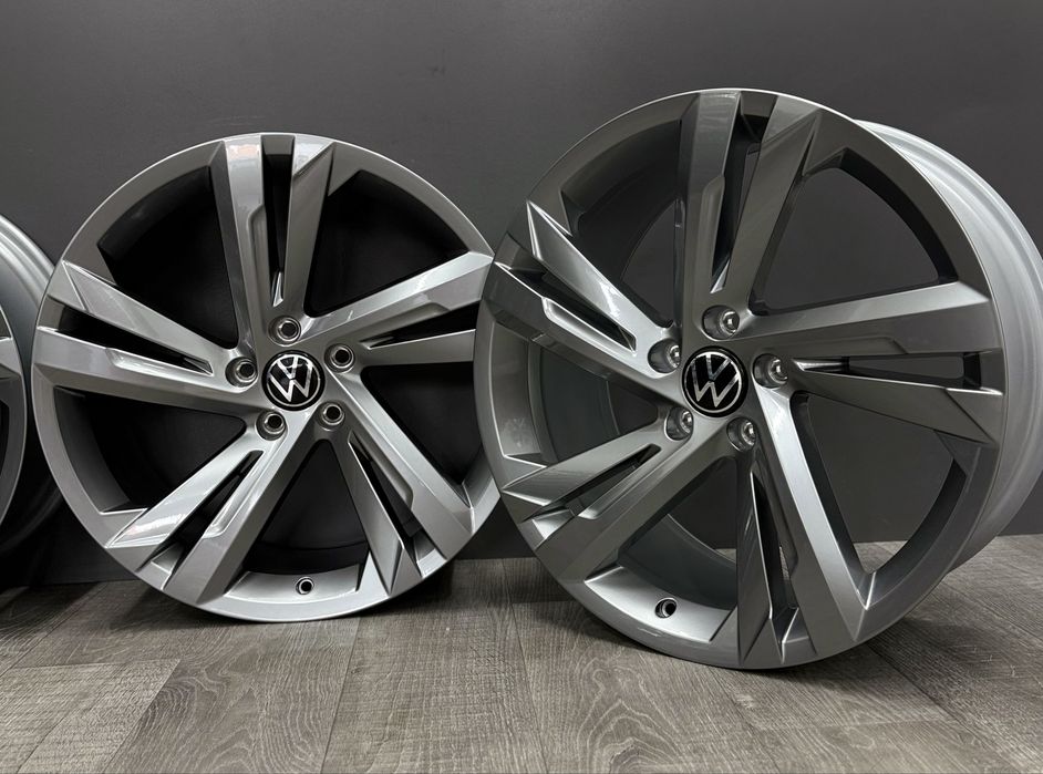 Нові оригінальні диски VW Tiguan R Line Тигуан 19 R19 5NN