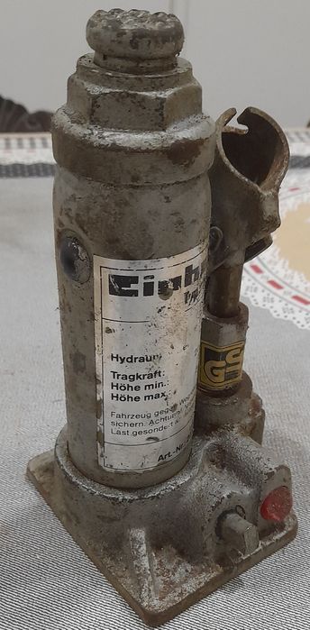 Macaco hidráulico Einhell 2000kg - ÚLTIMOS DIAS