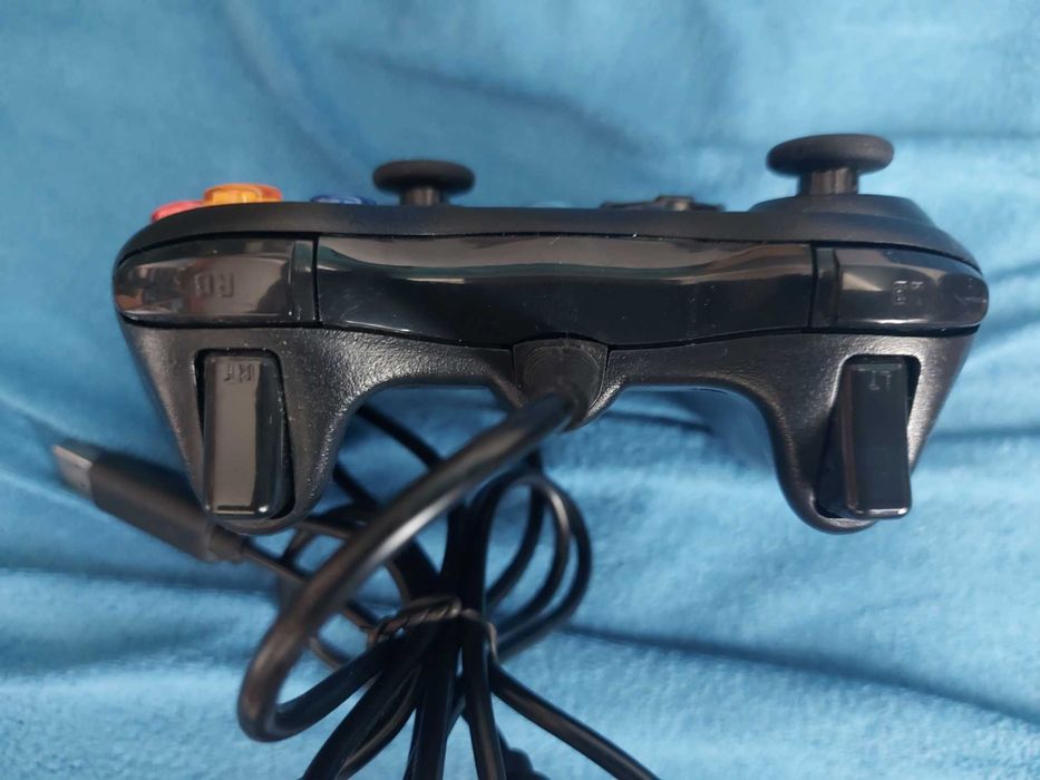 Kontroler Xbox 360 kontabilny z komputerem PC