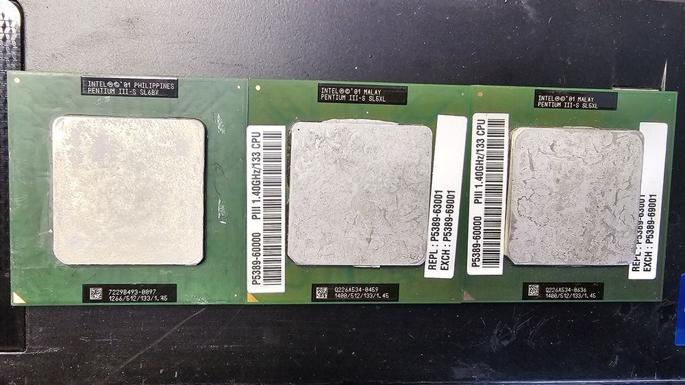 Intel Pentium III-S Tualatin 1400