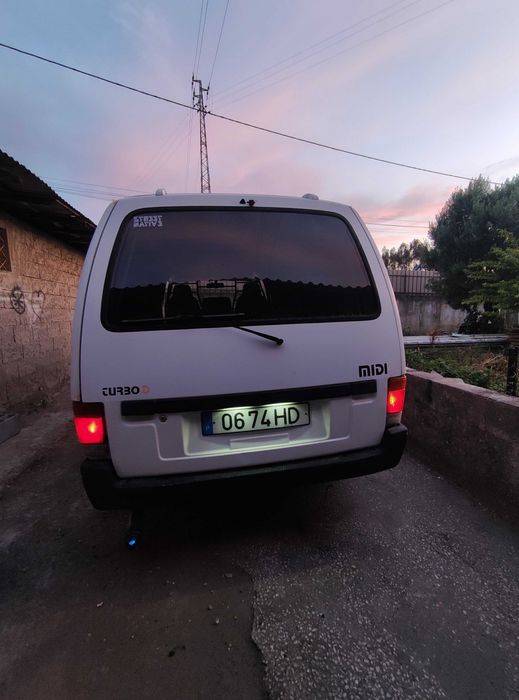 Isuzu Midi 2.4TD