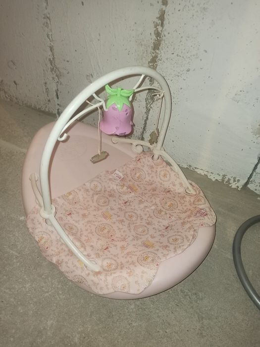 Krzesełko i bujak dla lalki Anabell