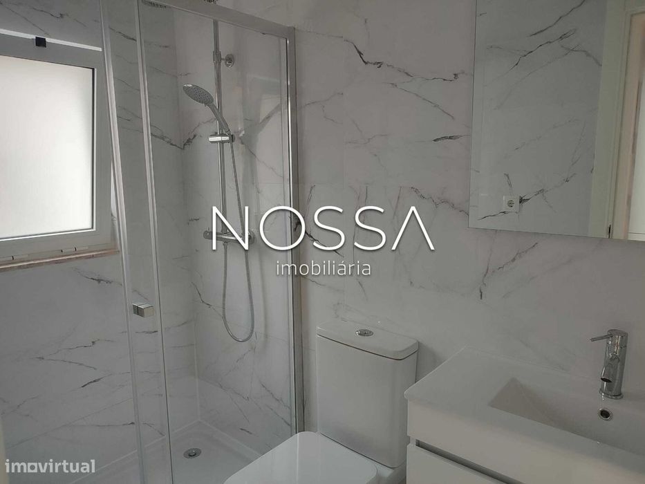 Apartamento com logradouro para Arrendar na Penha de França
