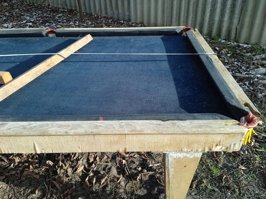 Бильярдный стол         ..