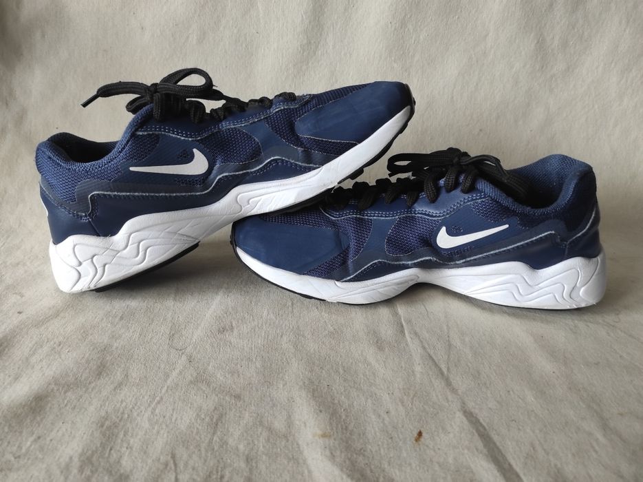 Sneakersy męskie Nike Alpha Lite granatowe nr 42