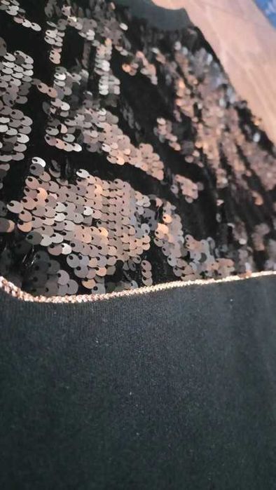 Bluza z cekinami S elegancka czarna