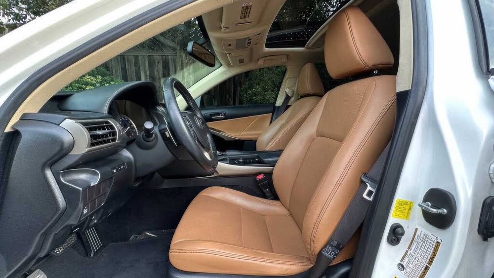 Lexus IS 350      2015