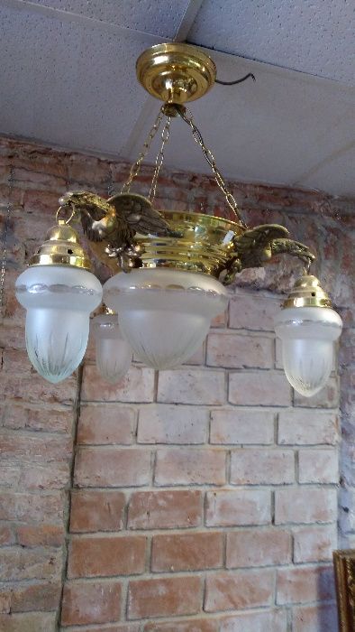 Żyrandol stylowy , brąz , klosze kryształowe , zamienię