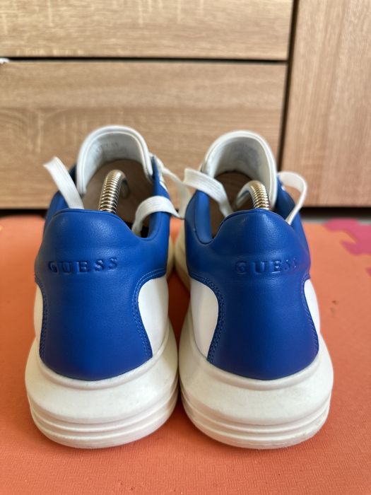 Шкіряні кеди Guess Baskets