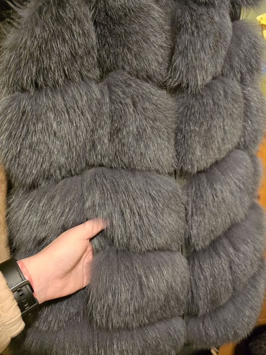 Piękna kamizelka z lisa