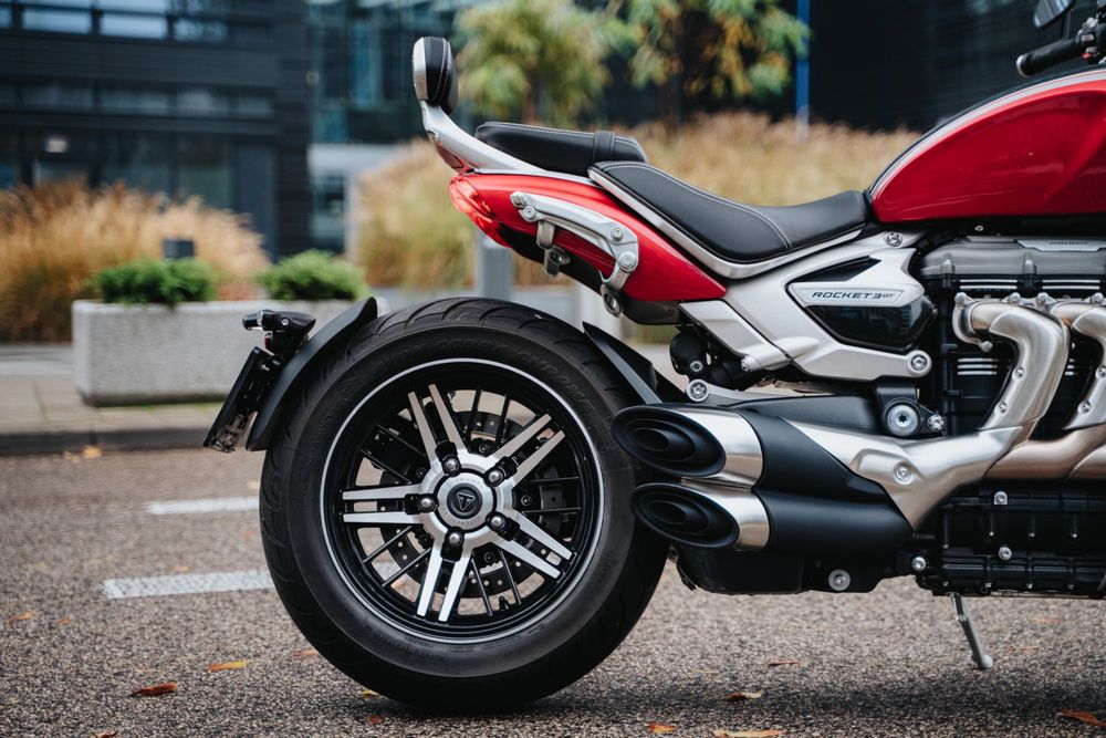 Triumph Rocket 3GT ( 2,5L ) - Wypożyczalnia Motocykli Warszawa | Rent Motorcycle Warsaw