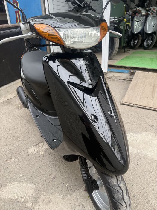 Yamaha Jog sa16 з контейнера