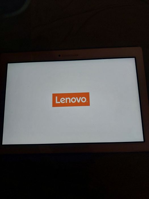 Tablet lenovo biały
