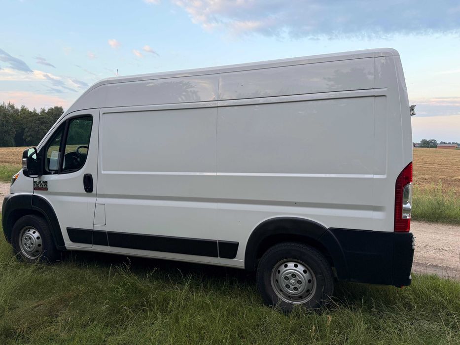 Bus Ram ProMaster 1500