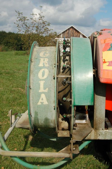 Opryskiwacz przyczepiany sadowniczy Agrola 1000V/35NW/AR