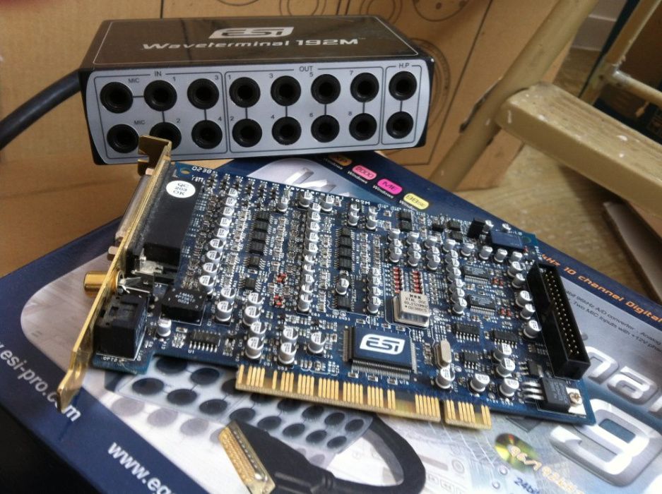 Професійна аудіокарта ESI waveterminal 192m