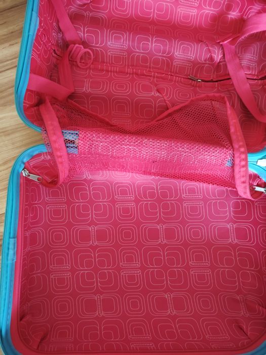 Walizka podróżna dziecięca