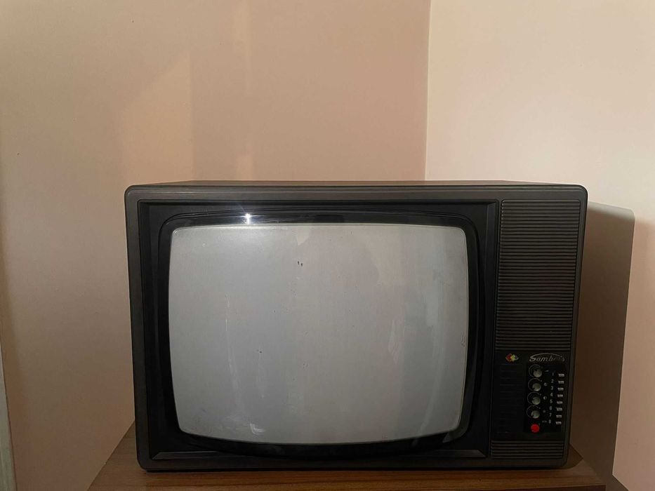 Televisão Vintage Sambers (Anos 70/80) – Peça de Decoração Retro
