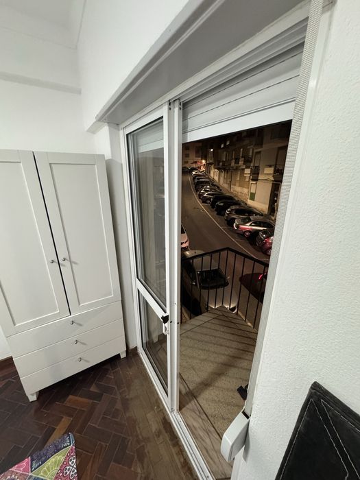 QUARTO PARA ALUGAR - Santa Iria de Azoia