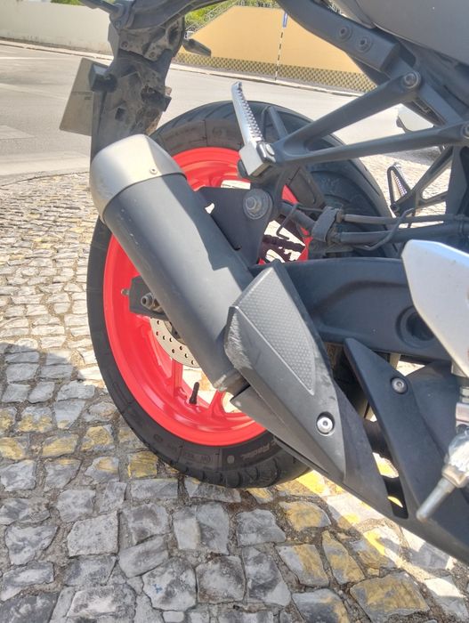 Yamaha MT 03 em excelente estado de mecânica