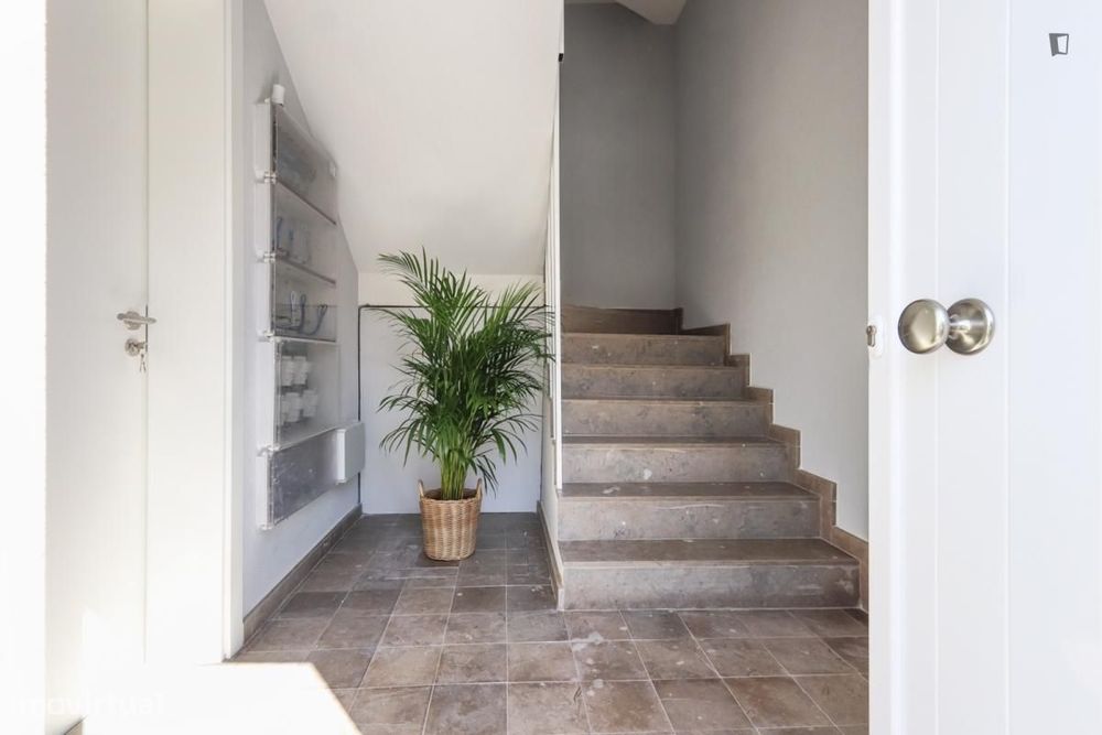 Apartamento com 1 quartos - localizado em Ajuda Lisbon