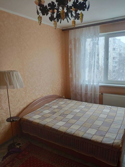 Продам 3-ком.кв., Салтовка, Непокоренных, ст. метро Салтовская