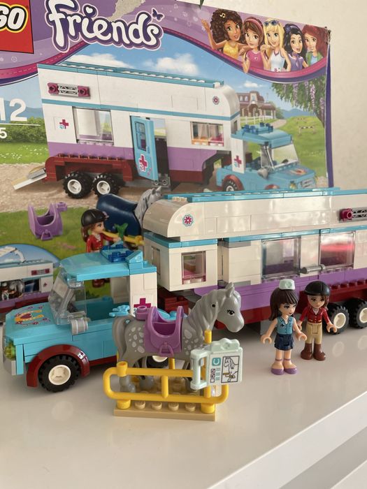 Лего Lego Friends 41125 Ветеринарна клініка для конячок