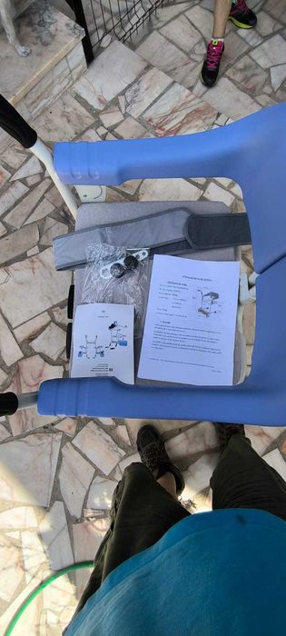 Cadeira sanitária NOVA.