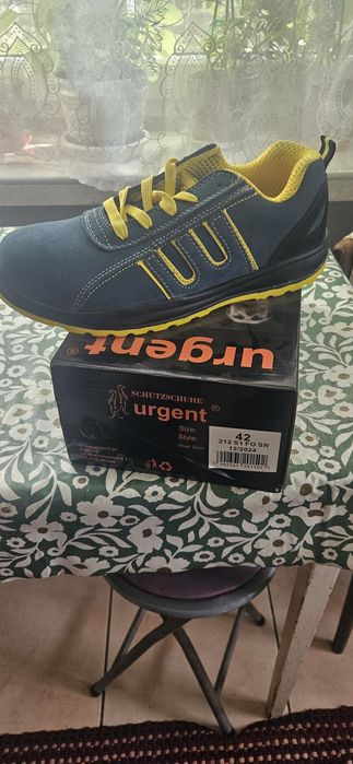 Lekkie buty robocze z podnoskiem