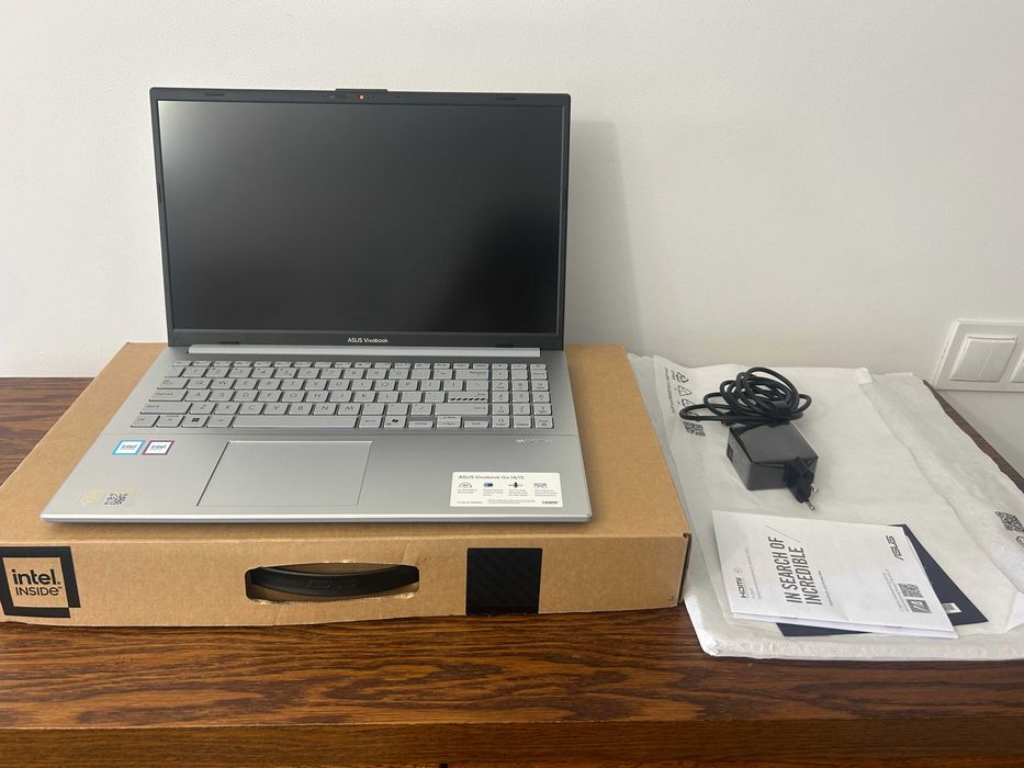 Laptop ASUS VIVOBOOK GO 15 E1504TA-bq184ws