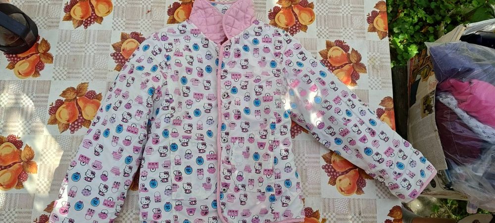Двухсторонняя куртка для девочки hello kitty весна-осень