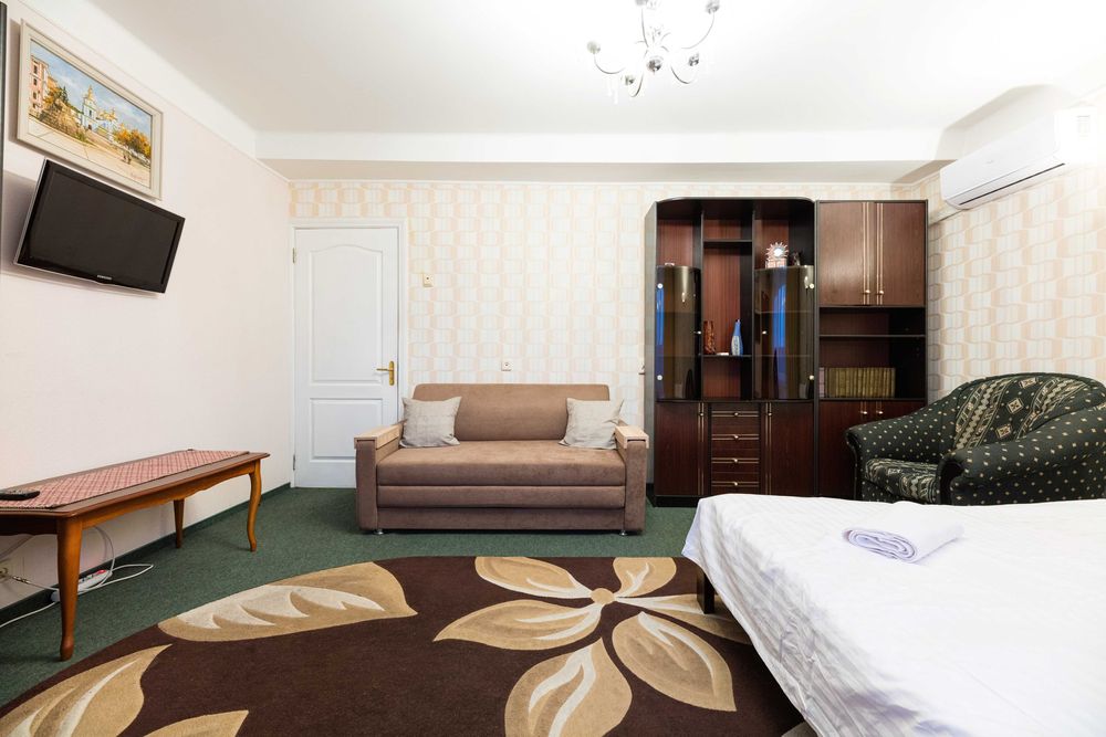 Берестейський проспект 20, в Києві, КПI, Охматдит