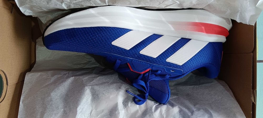 Tenis Adidas para correr ou caminhar