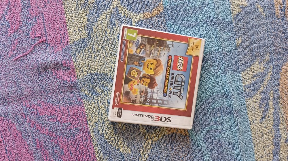Nintendo 2DS com algum uso