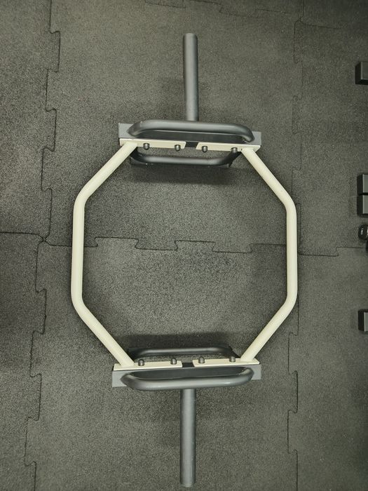 Stalowy gryf do martwego ciągu. Trab BAR - 51 mm