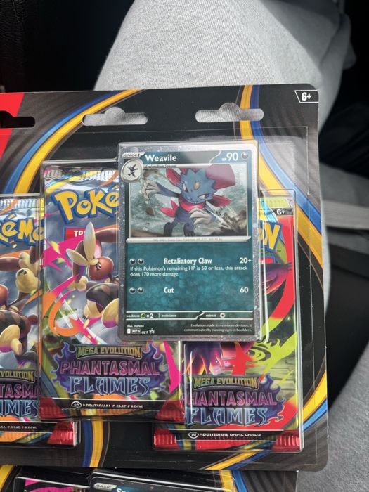 Pokémon TCG - Mega Evolution Phantasmal Flames (Weavile e Sneasel)