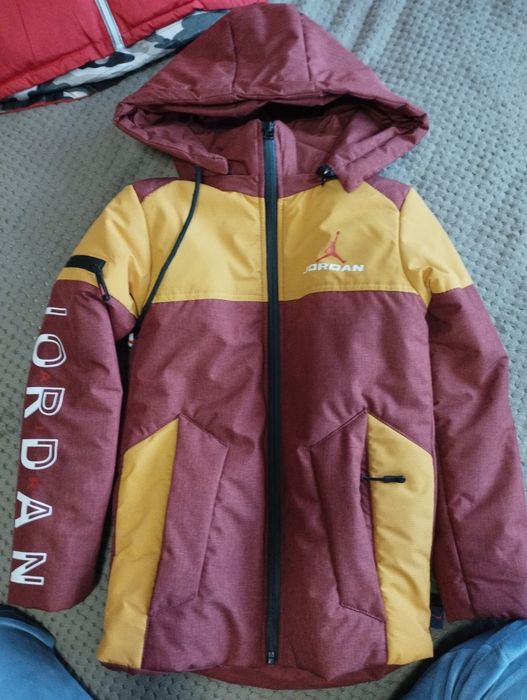 Куртка весна, осінь