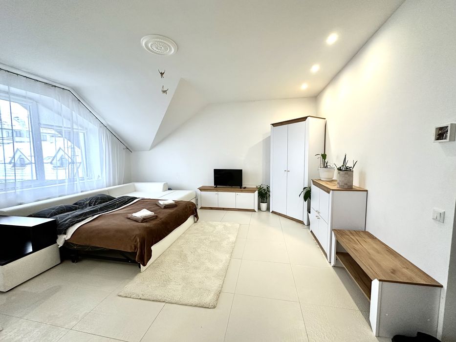 Оренда квартири подобово на Петропавлівській Борщагівці