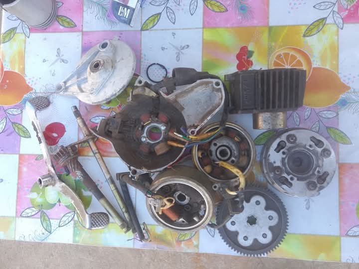 Продам зарчастини на фото