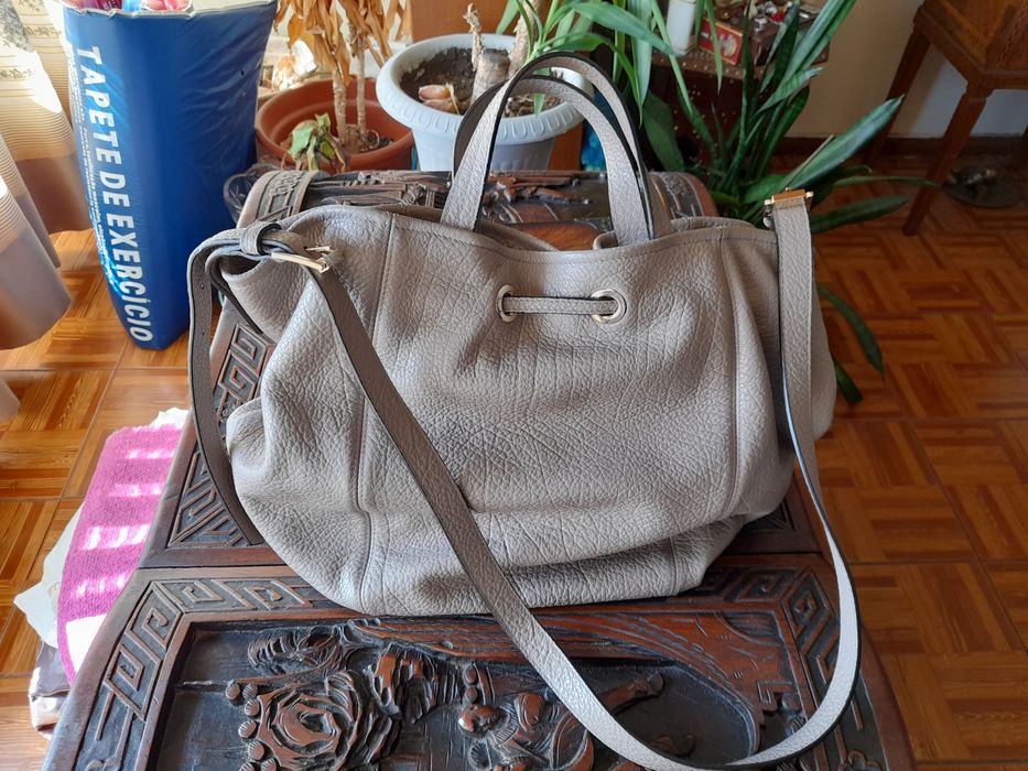 Mala Trussardi em pele
