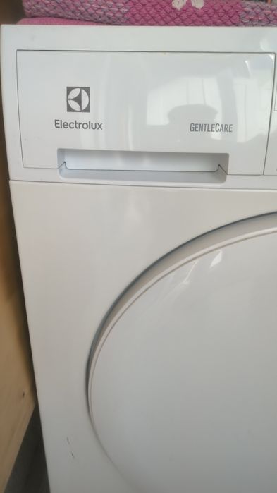 Máquina secar roupa