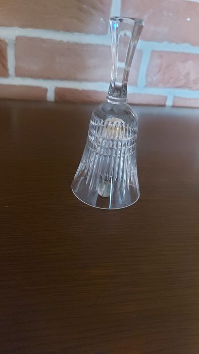 Dzwonek kryształowo -szklany