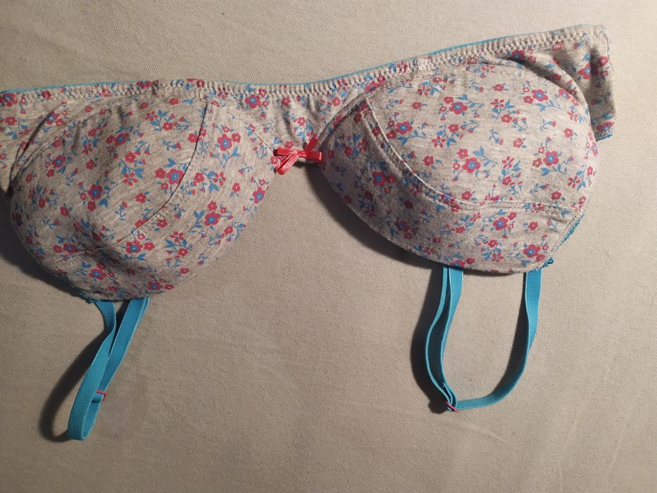 biustonosz key 75BB, 75A