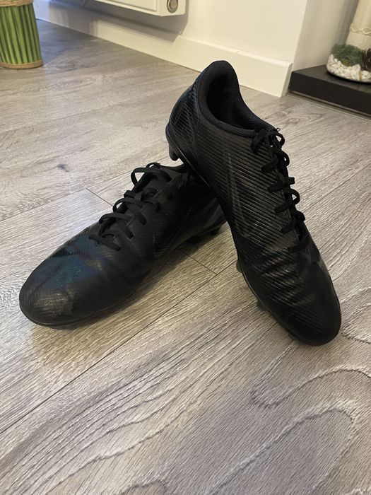 Korki pilkarskie  NIKE 42,5