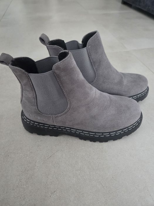 Buty Manoukian 38